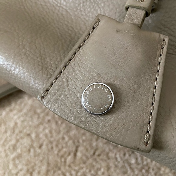 Marc By Marc Jacobs Leather Sling Bag - Picture 7 of 11